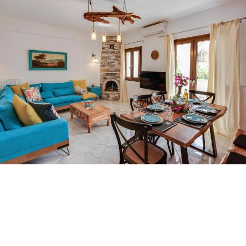 "Best Friends & Fam" elegant 3bdr apt, Naxos Town