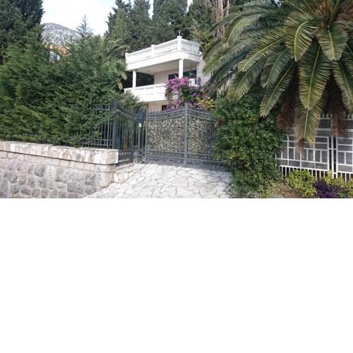 BG Villa, Apartment L