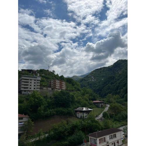 منزل BiG APARTMENT CLOSE TO UZUNGOL منزل