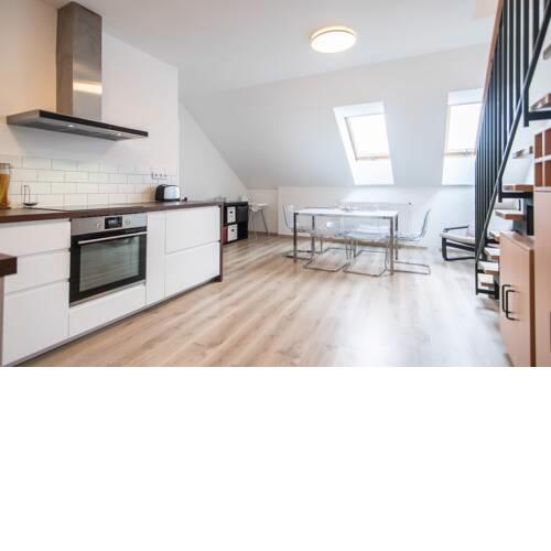 Big Family apartment with AC park and exhibition centre by easyBNB