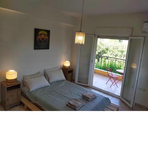 Big private rooms 300 meters from the beach