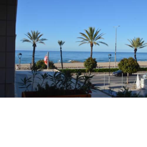 BIG SEA FRONT 50m APARTAMENT WITH 2H SEGUR DE CALAFELL BEACH