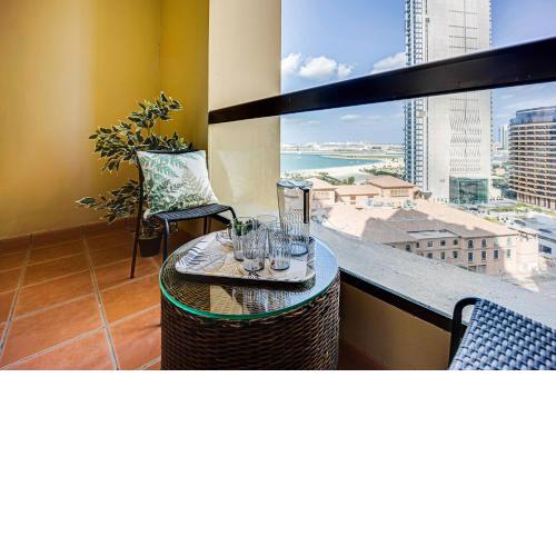 Big sea view studio in JBR