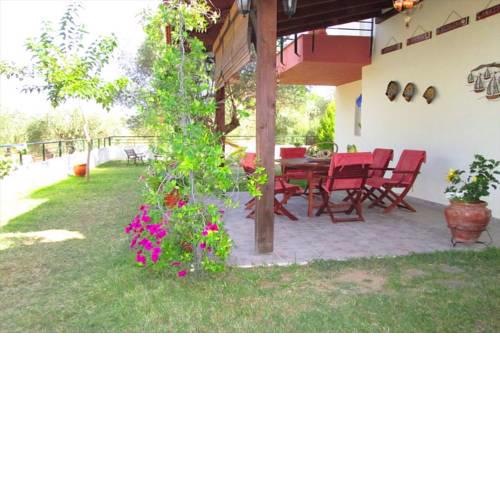 BILLIAS HOUSE VOURVOUROU