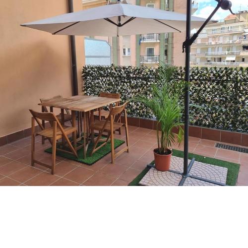 Bilocale con terrazzo