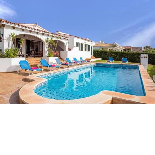 Binibequer Vell Villa Sleeps 8 with Pool Air Con and WiFi