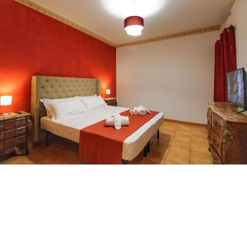 Biscione Large Apartment - Campo de Fiori by YourHost