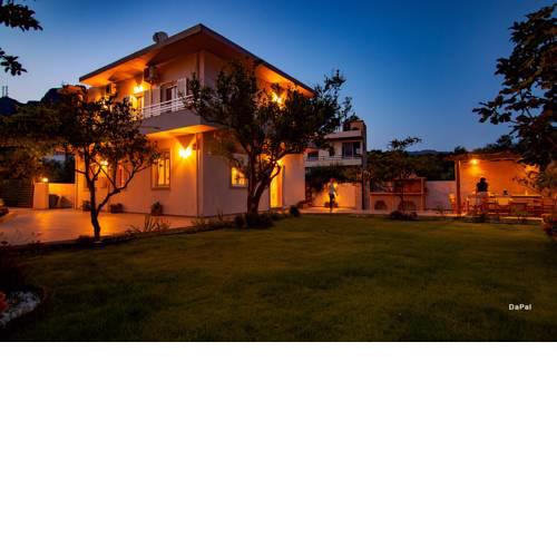 Bitsakis Family - Paleochora Luxury House