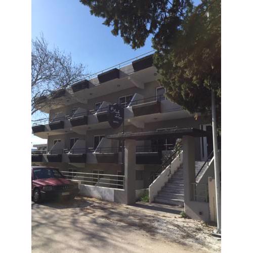 Black Rose Hotel&Suite