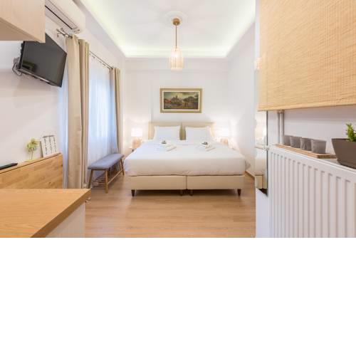 Ble Elia Acropolis Suite