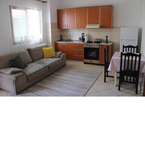 Bledi's Cozy Apartment 2 in New Blvd