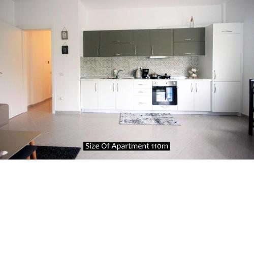 Blue Apartments 110m Deluxe A
