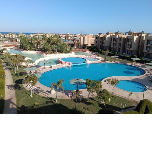 Blue bay Asia Al Sokhna Aqua Park - pool view - families only