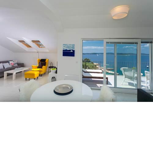 Blue Bay Residence