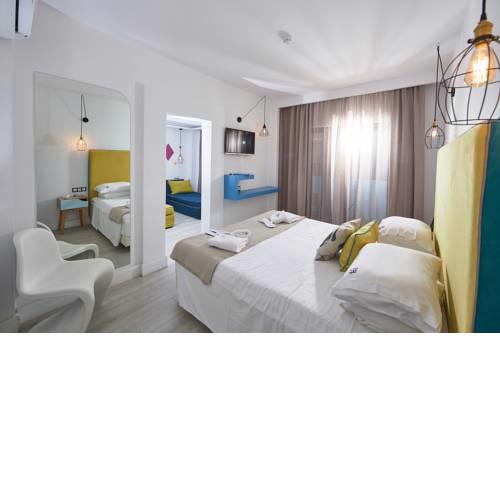 Blue Bottle Boutique Hotel