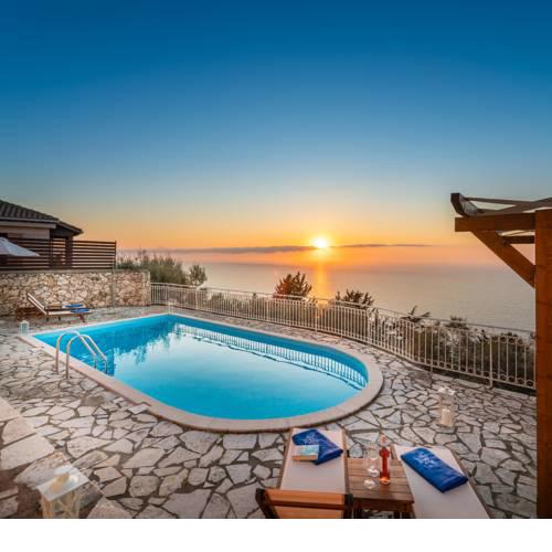 Blue Chill Villa