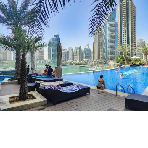 Blue dream apartment with Sea view in Dubai Marina