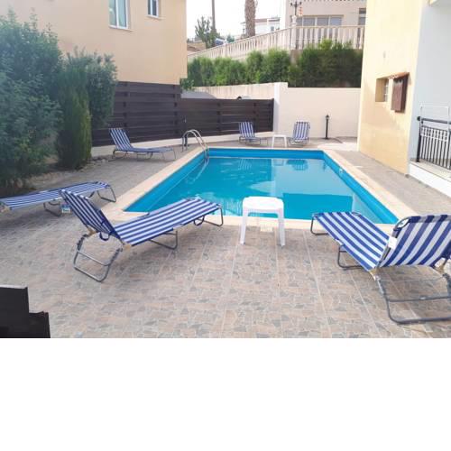 Blue Flamingo Holiday Villa