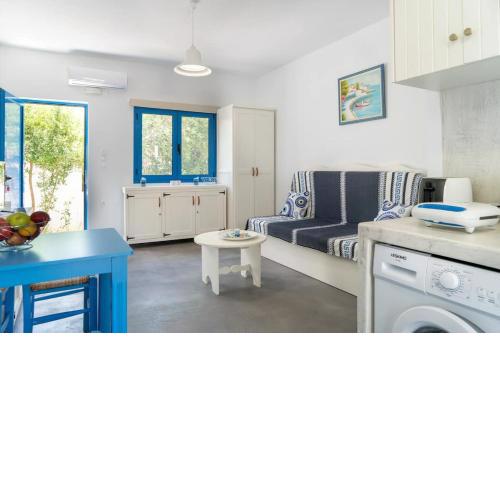 Blue Moon Apartments
