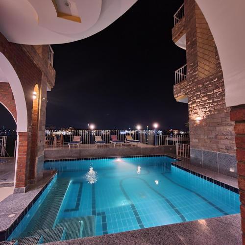 Blue Nile House
