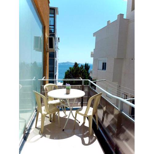 Blue Saranda room