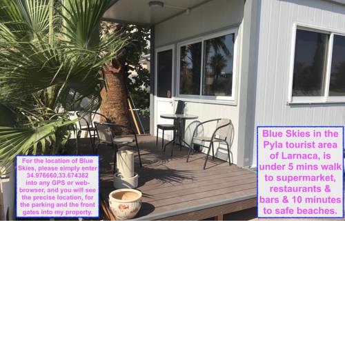 BLUE SKIES 2: 2 beds, 9 min walk to beach
