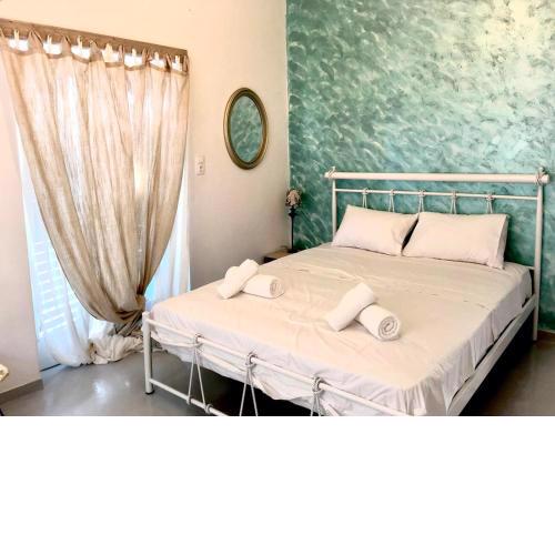 Blue Violet Apartment