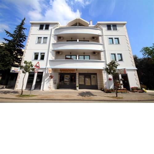 Blue Way Apartments