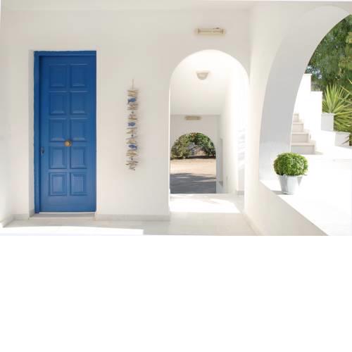 Bluefox Apartments
