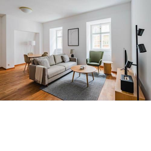 Blueground Prague 1 furnished Old town square PRG-43