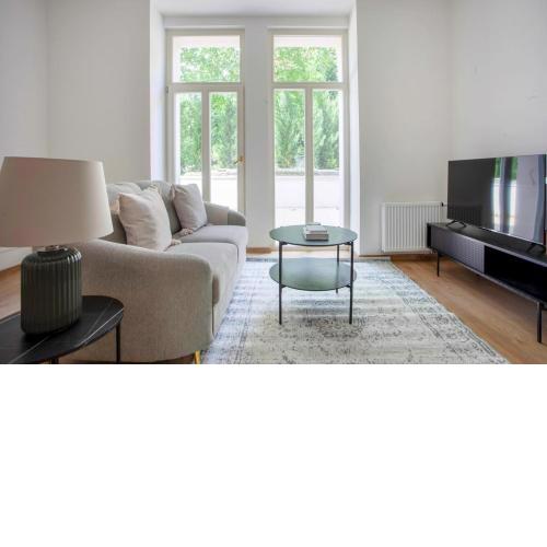 Blueground Vršovice private terrace equipped PRG-8