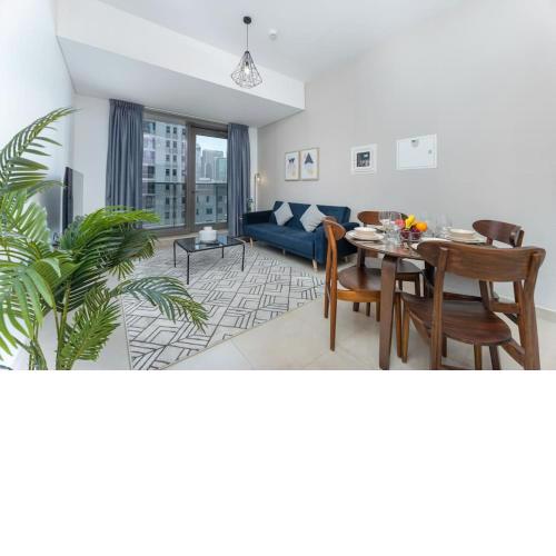 Bluetique apartment Sparkle Tower JBR by Suiteable