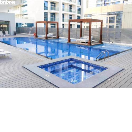 bnbmehomes - Beautiful lake view studio near Marina - 1504