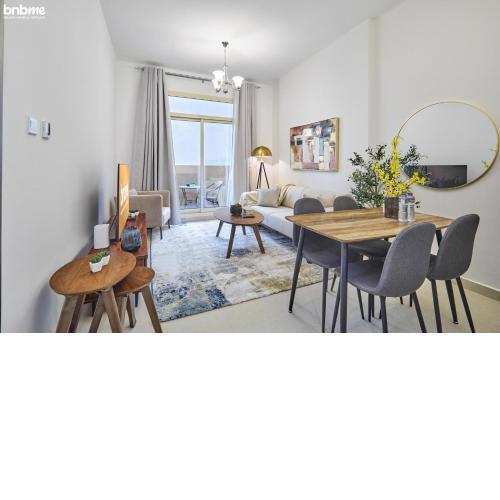 bnbmehomes - Cosy Apt with Modern Amenities -109