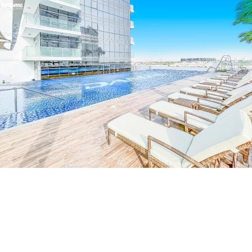 bnbmehomes - Luxurious 'ST' Apt in DAMAC - 2716
