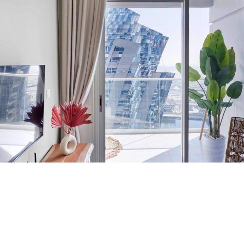 Boho 1-bedroom apt with Canal view and pool 5min walk Dubai mall