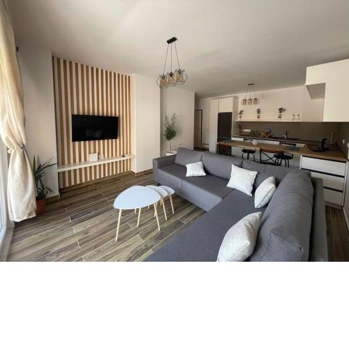 Boho Central Apartment 3