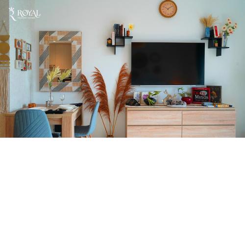 Boho Chic Studio Apartment on Yas with Pool Access