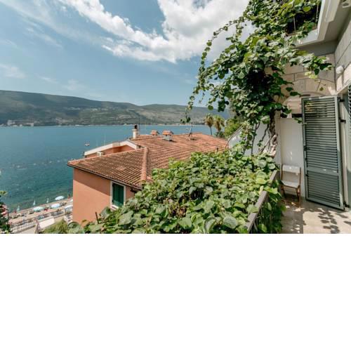 Boka Apartment 4