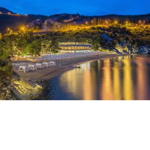 Bomo Tosca Beach
