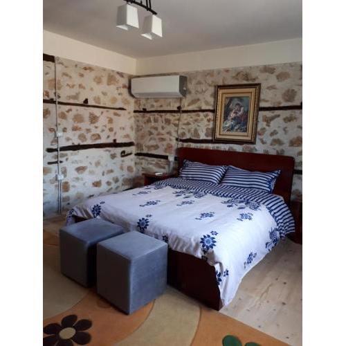 Bona's Home