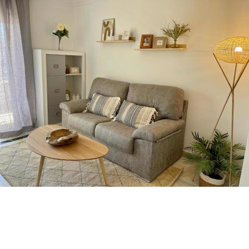 BONITO APARTAMENTO EN PUERTO BANUS BEACH