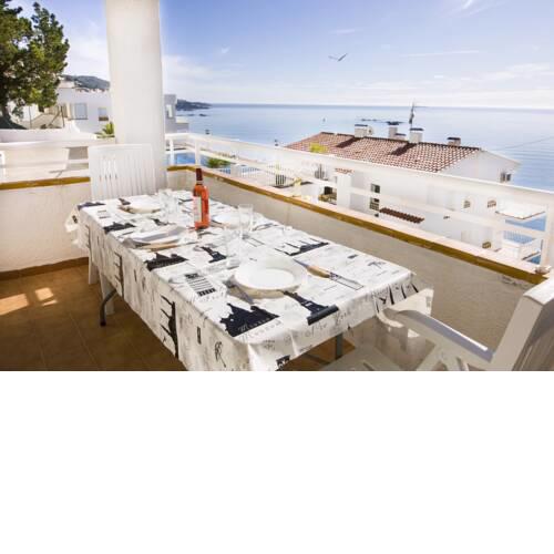 Bonito piso de 2 hab, vista al mar, piscina , wifi y parking