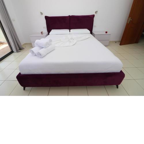 Bora Rooms