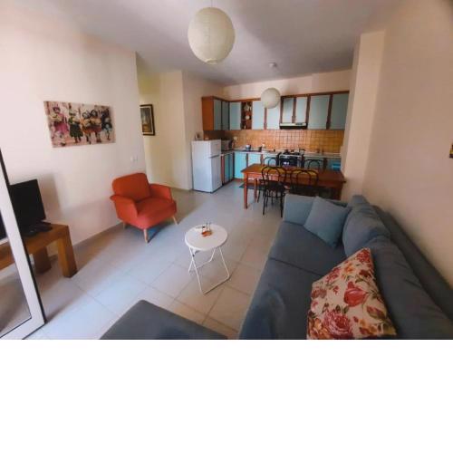 Bora's Apartment in Golem Beach