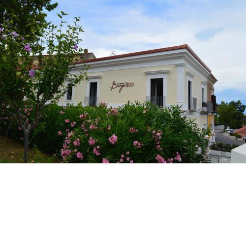 Borgo 800