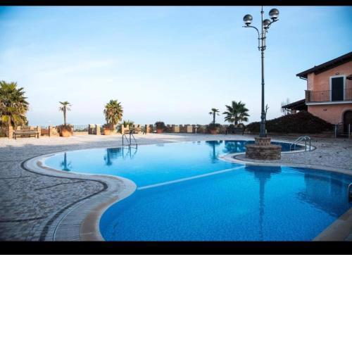 BORGO CASTELLO