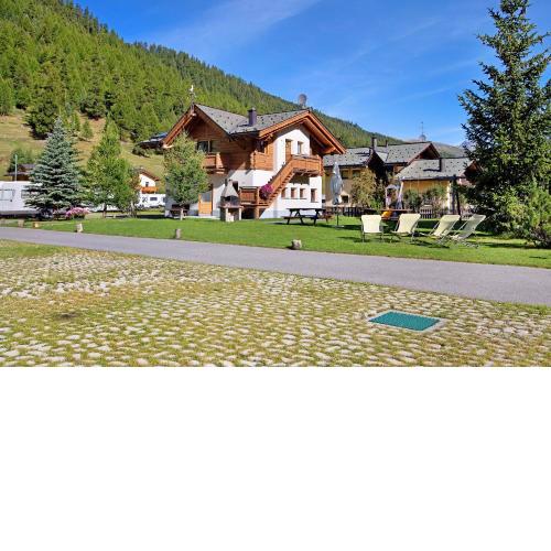 Botton d'oro Camping Stella Alpina