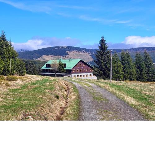 Bouda Na Pláni - horská bouda