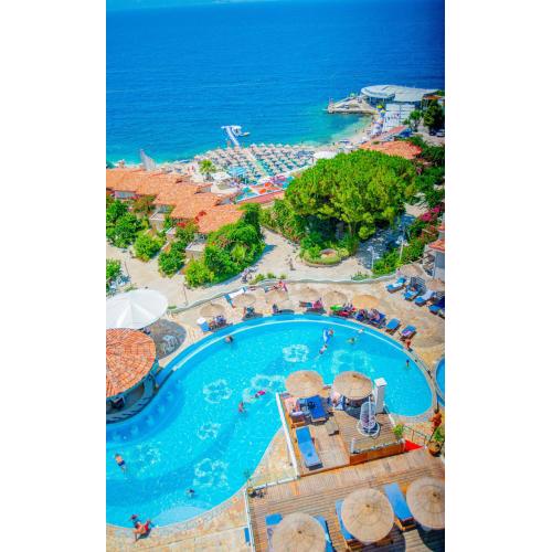 Bougainville Bay Hotel
